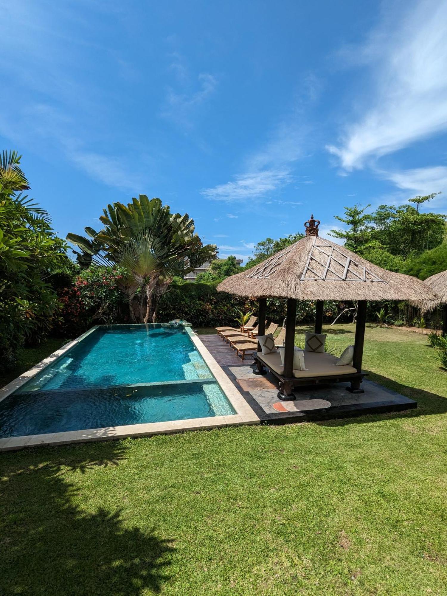 Kamayana, Peaceful & Quiet 6Br Villa With Huge Pool And Tropical Garden Canggu  Exterior photo