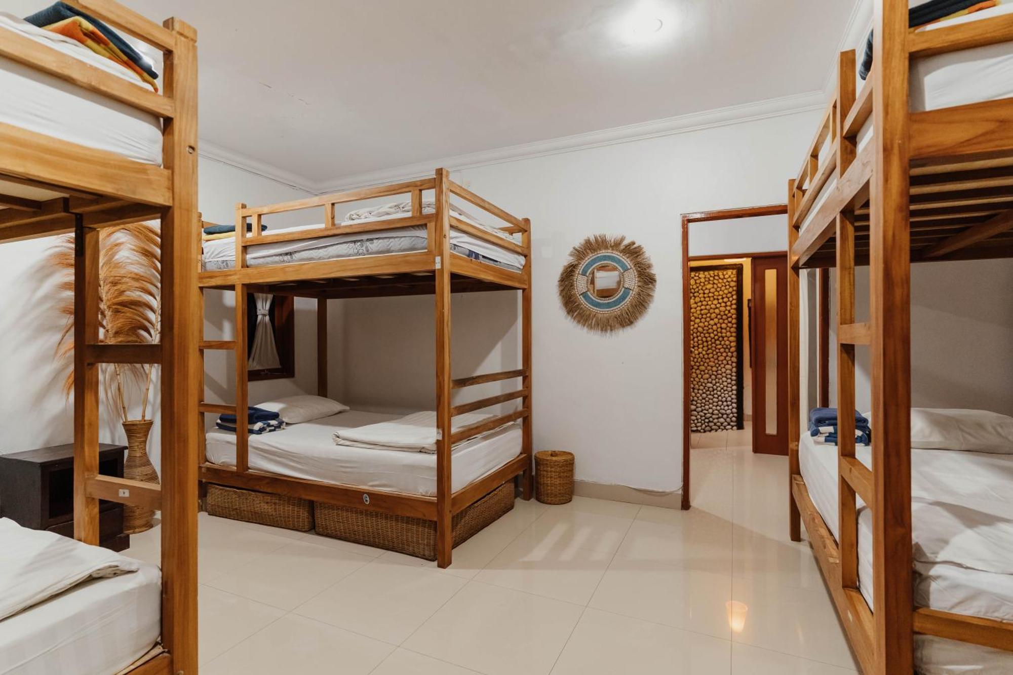 Kamayana, Peaceful & Quiet 6Br Villa With Huge Pool And Tropical Garden Canggu  Exterior photo